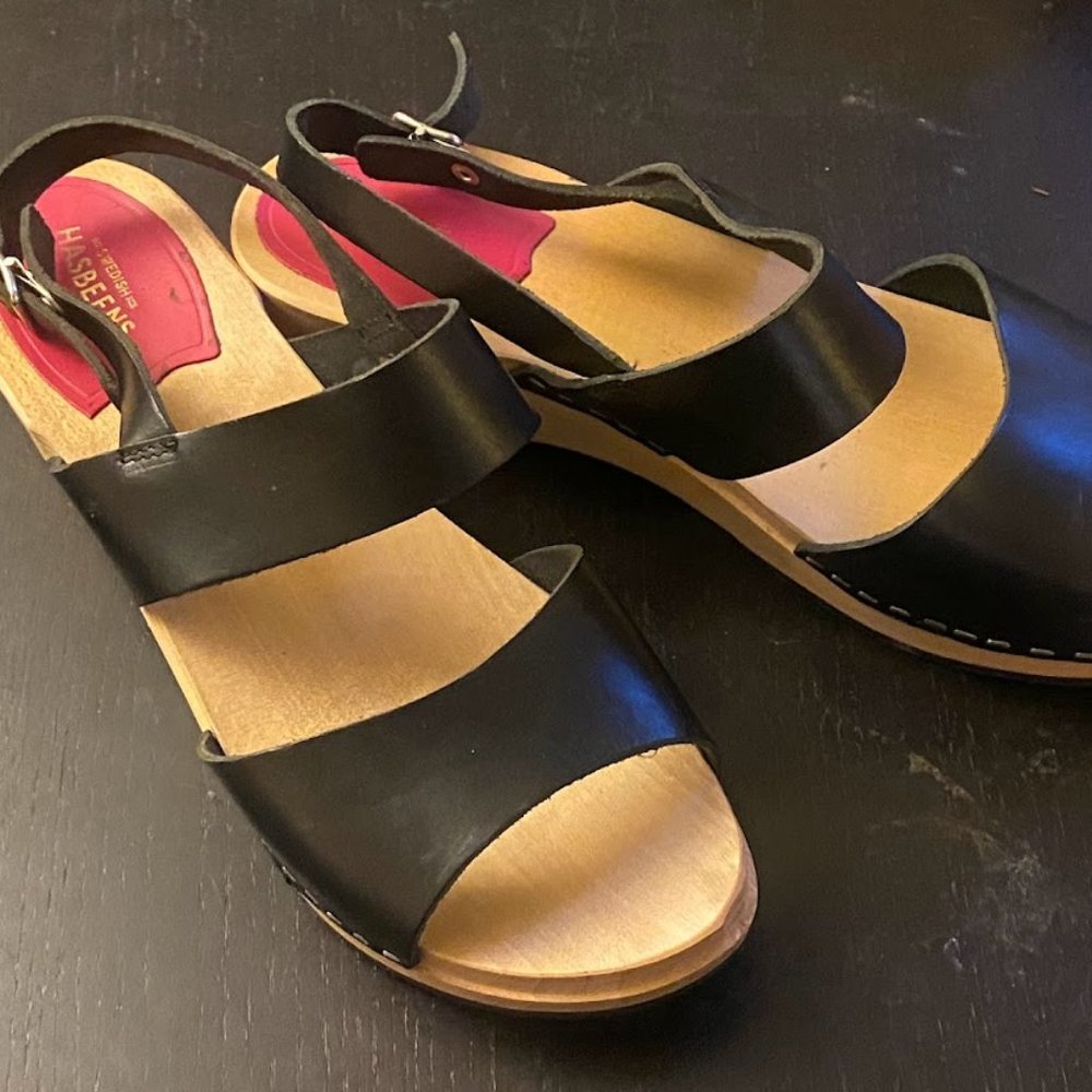 Swedish Hasbeens black platform strappy clog sandals EUC Sz 40EU